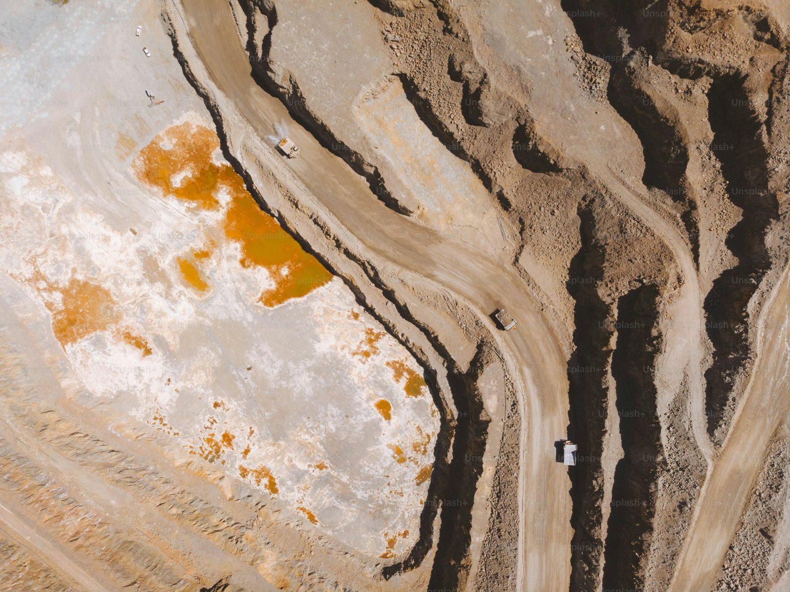 Mineral Intelligence Background